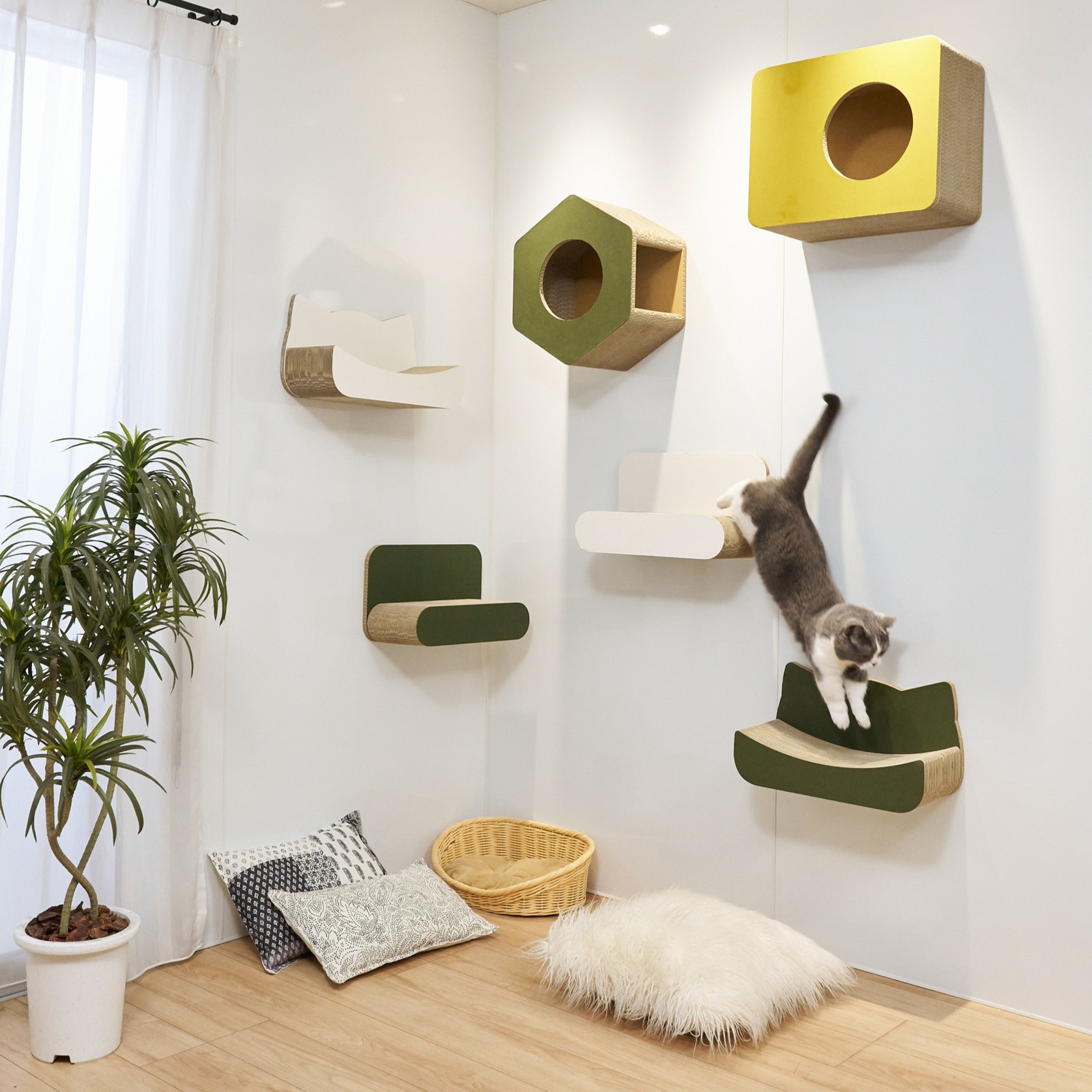 Ｐｅｔ博に初出展　高品位ホーローＰＲ